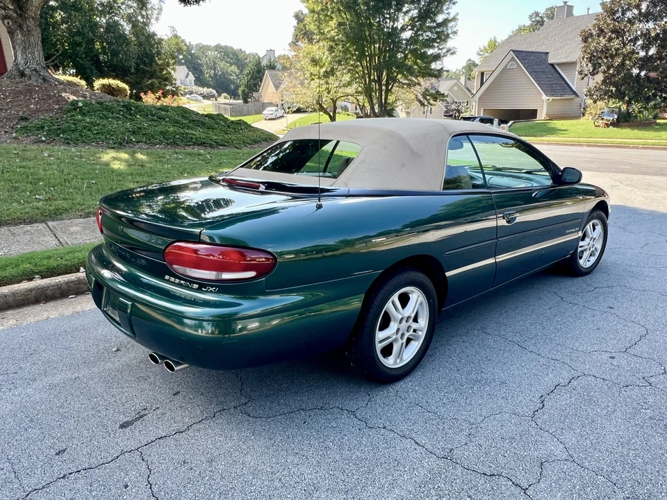 1997 Chrysler Sebring - Image 9 of 31