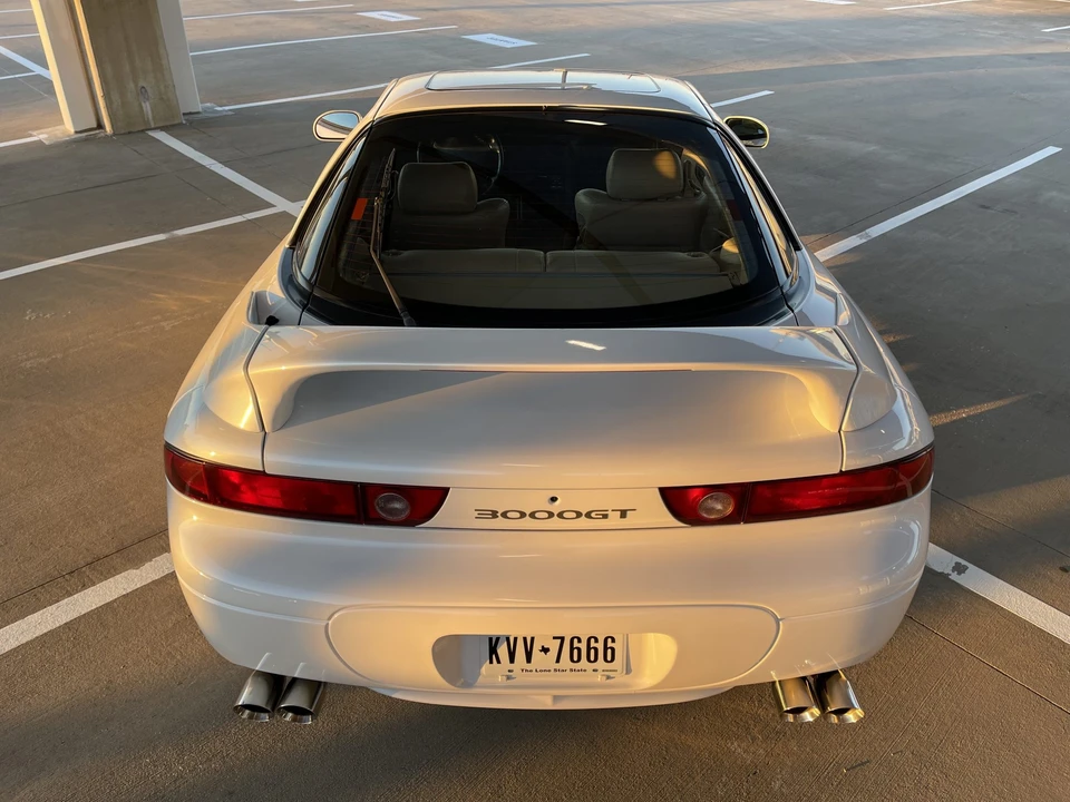 1997 Mitsubishi 3000GT Series 3 - Image 11 of 31