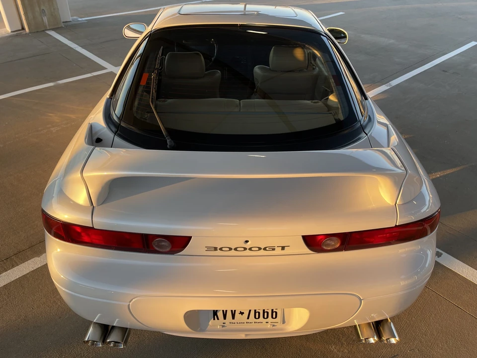 1997 Mitsubishi 3000GT Series 3 - Image 12 of 31