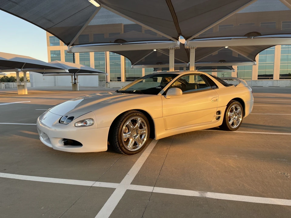 1997 Mitsubishi 3000GT Series 3 - Image 2 of 31