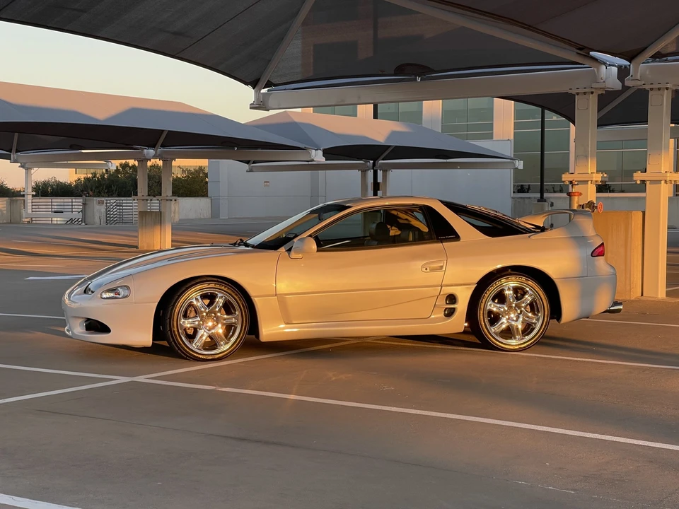 1997 Mitsubishi 3000GT Series 3 - Image 15 of 31
