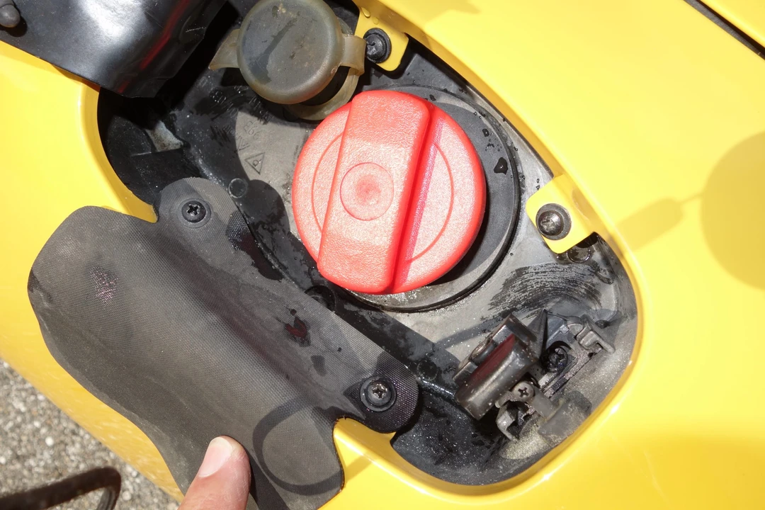 1997 Porsche 993 Carrera - Image 25 of 31