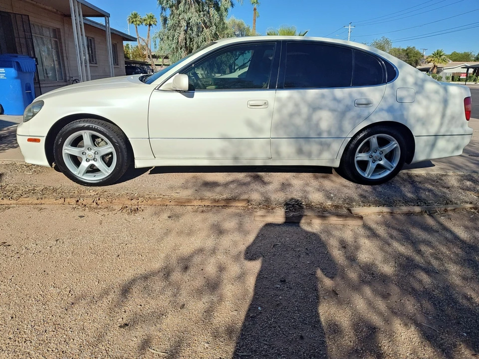 1998 Lexus GS 2nd Gen - Image 17 of 31