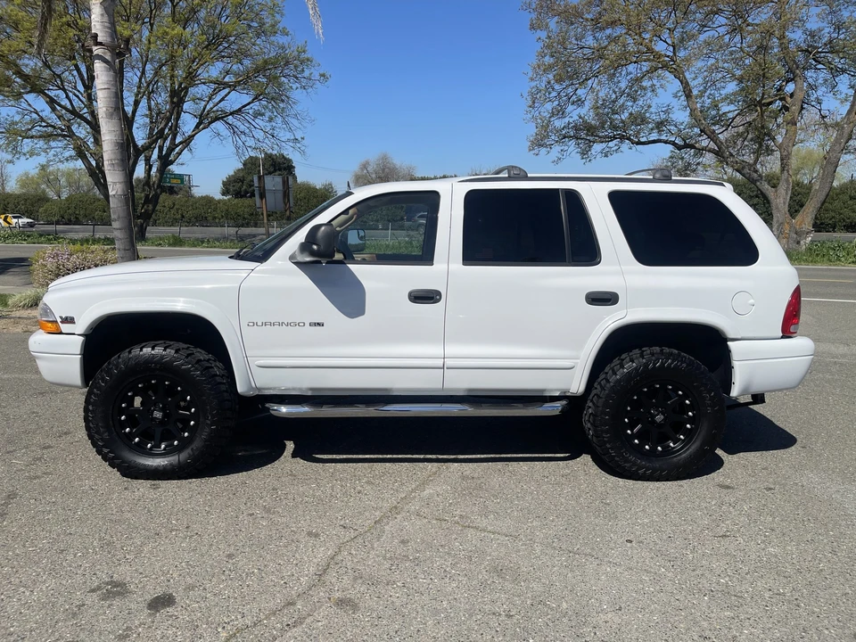 1999 Dodge Durango 1st Gen - Image 5 of 31