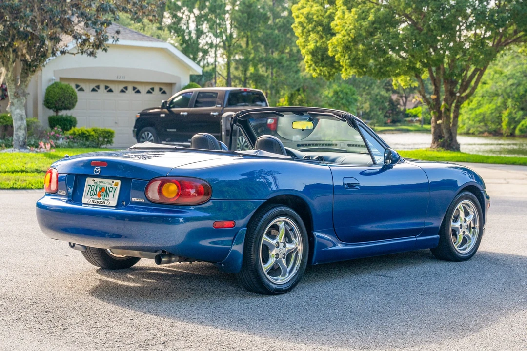 1999 Mazda NB MX-5 Miata - Image 5 of 31