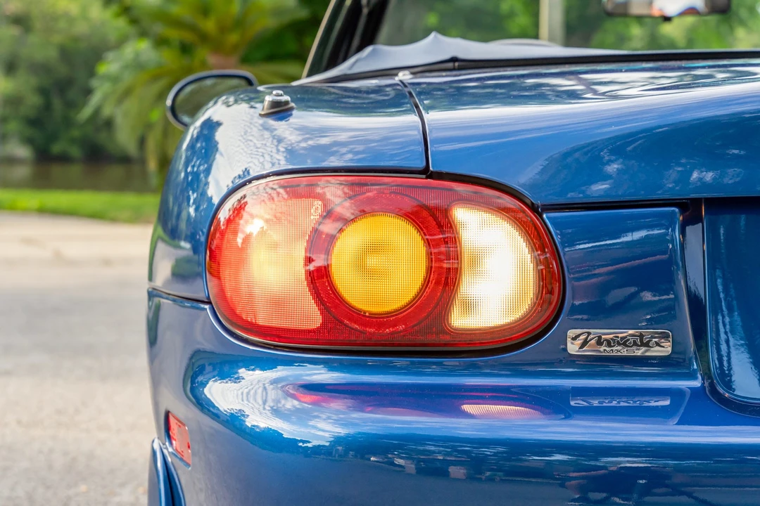 1999 Mazda NB MX-5 Miata - Image 28 of 31