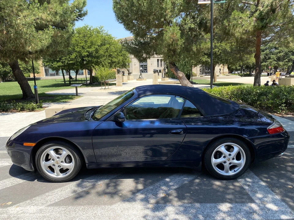 1999 Porsche 996 Carrera - Image 11 of 31