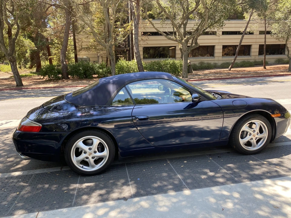 1999 Porsche 996 Carrera - Image 18 of 31