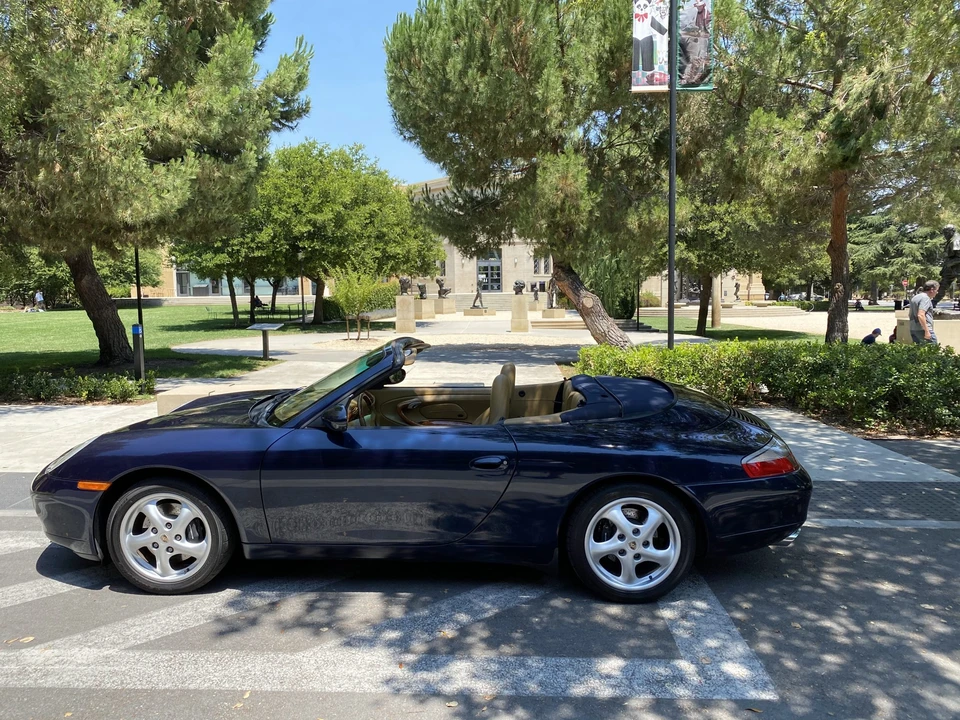 1999 Porsche 996 Carrera - Image 9 of 31