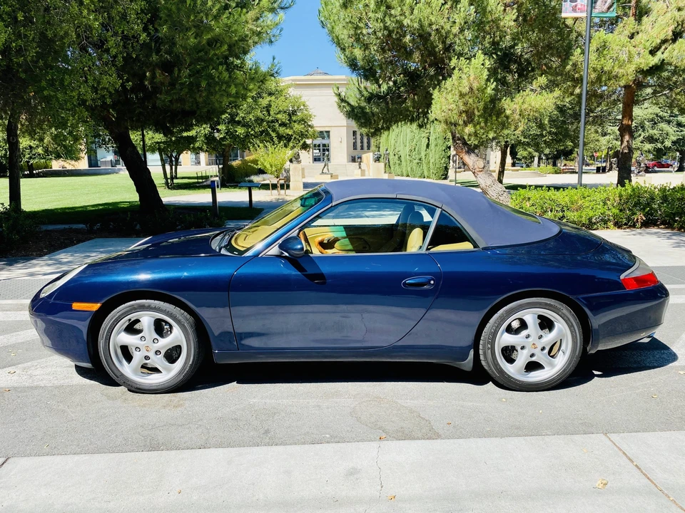 1999 Porsche 996 Carrera - Image 12 of 31