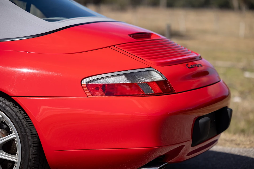 1999 Porsche 996 Carrera - Image 24 of 31