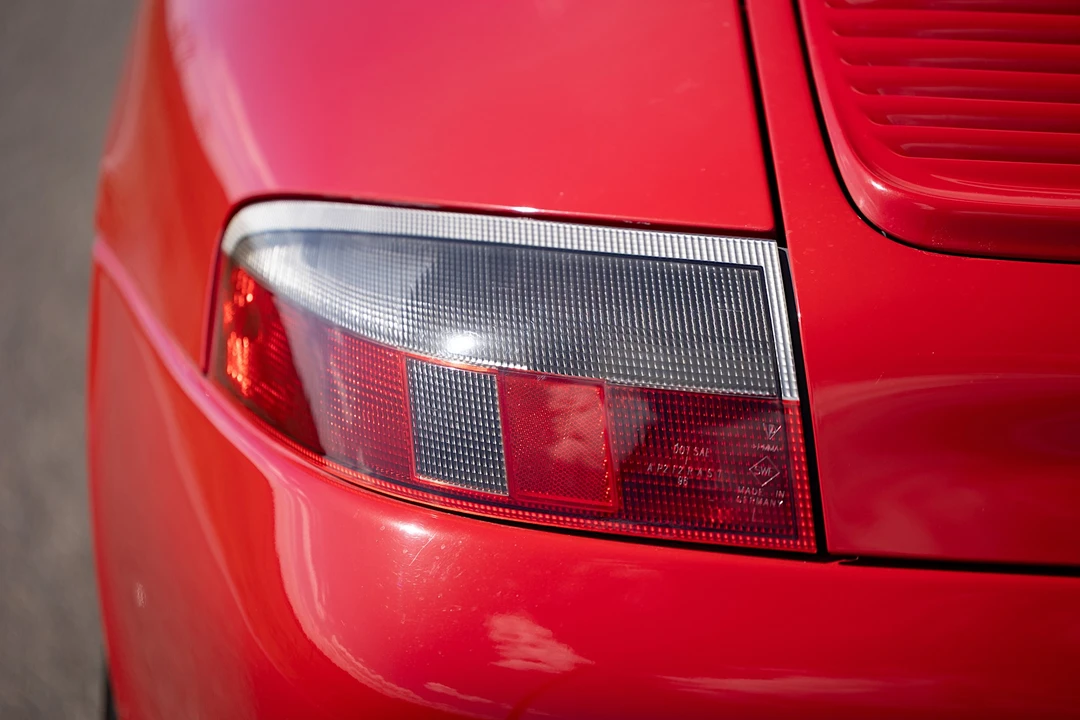 1999 Porsche 996 Carrera - Image 30 of 31