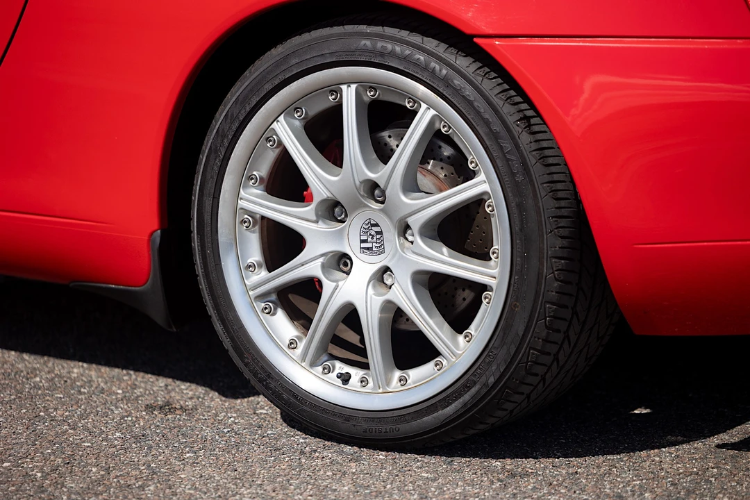 1999 Porsche 996 Carrera - Image 23 of 31