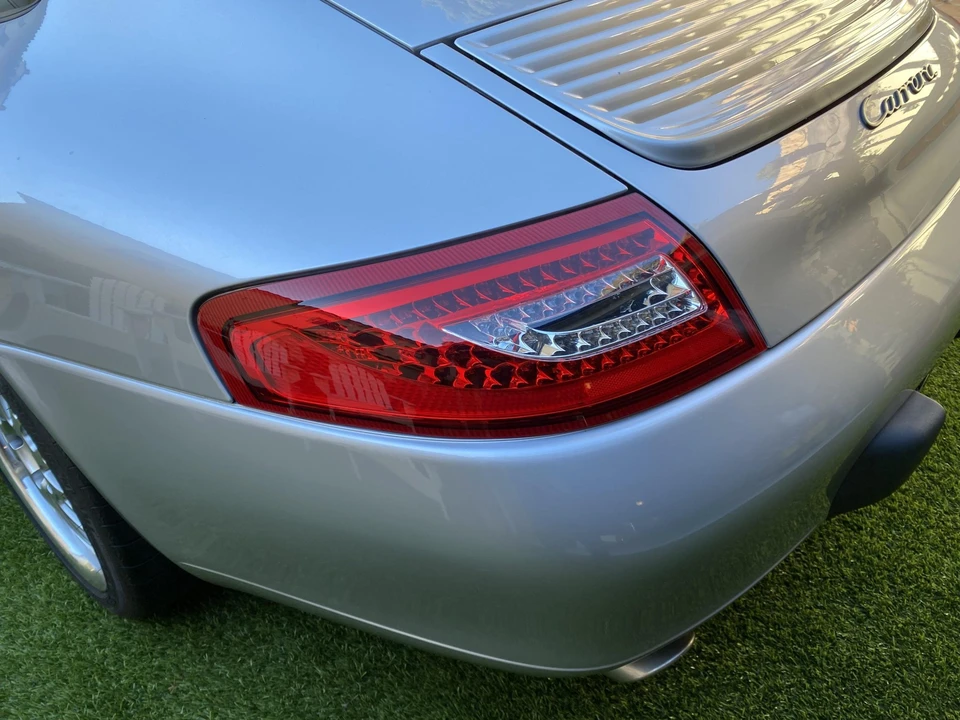 1999 Porsche 996 Carrera - Image 19 of 31