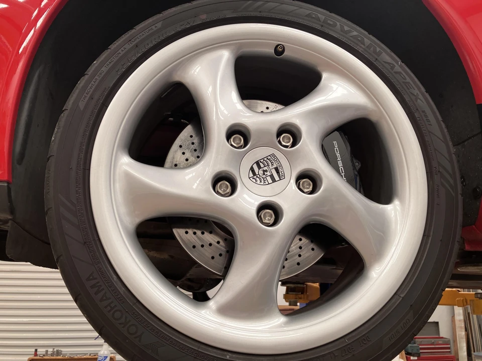 1999 Porsche 996 Carrera - Image 25 of 31