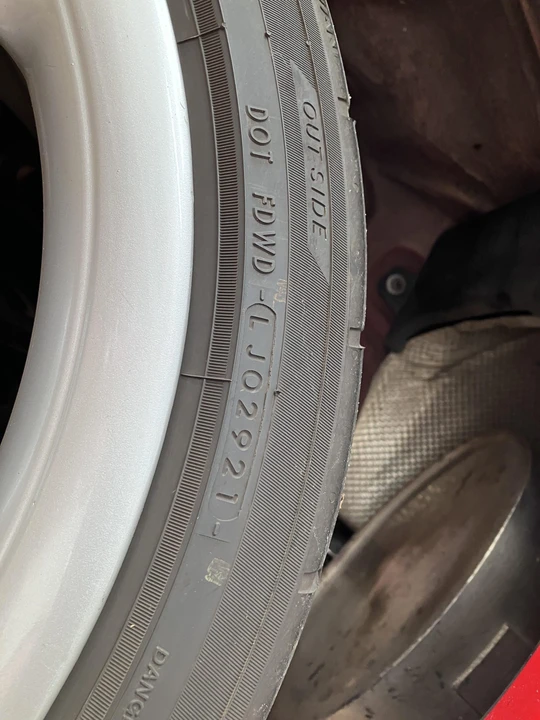1999 Porsche 996 Carrera - Image 30 of 31