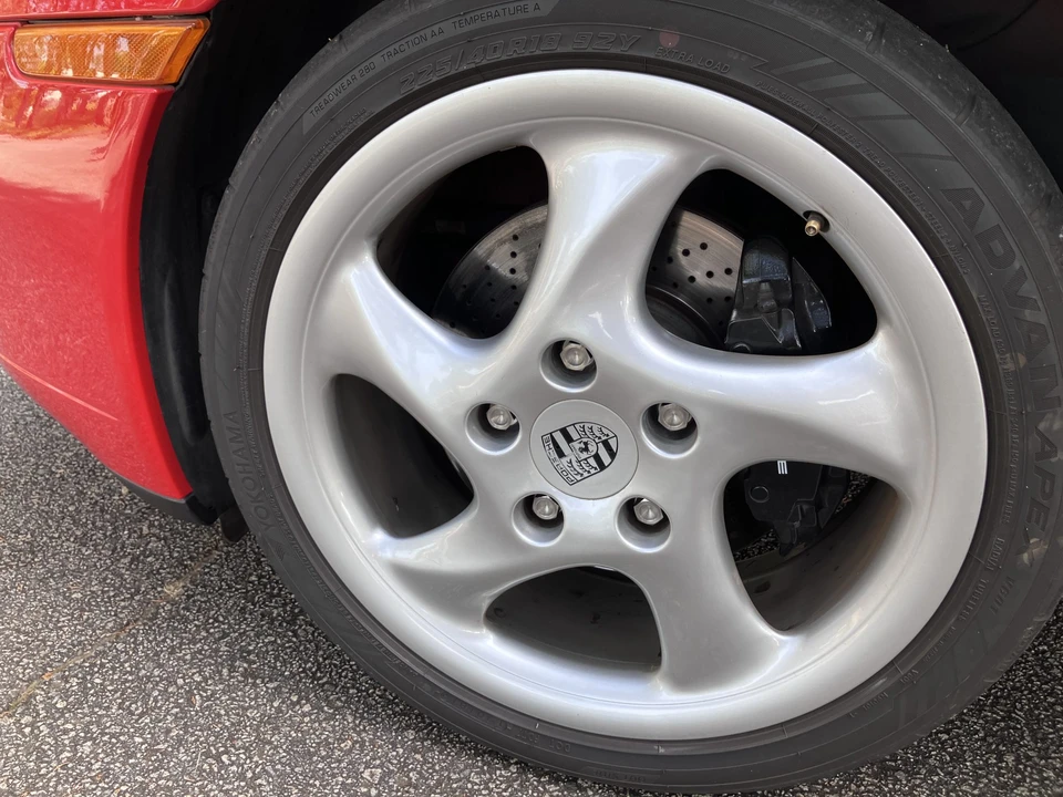 1999 Porsche 996 Carrera - Image 22 of 31