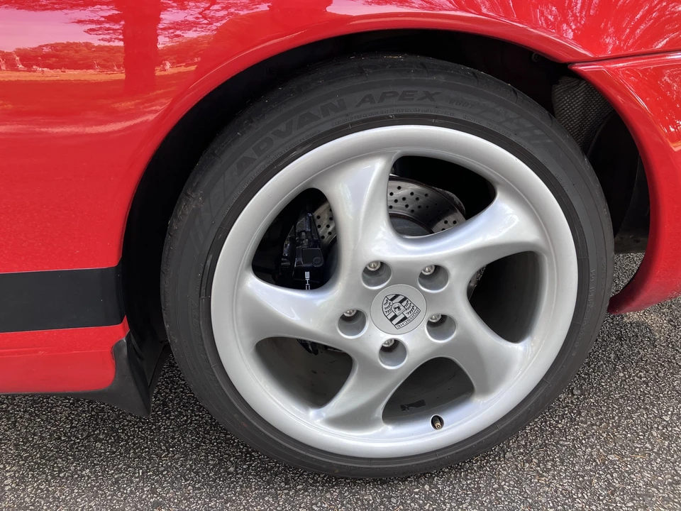 1999 Porsche 996 Carrera - Image 24 of 31