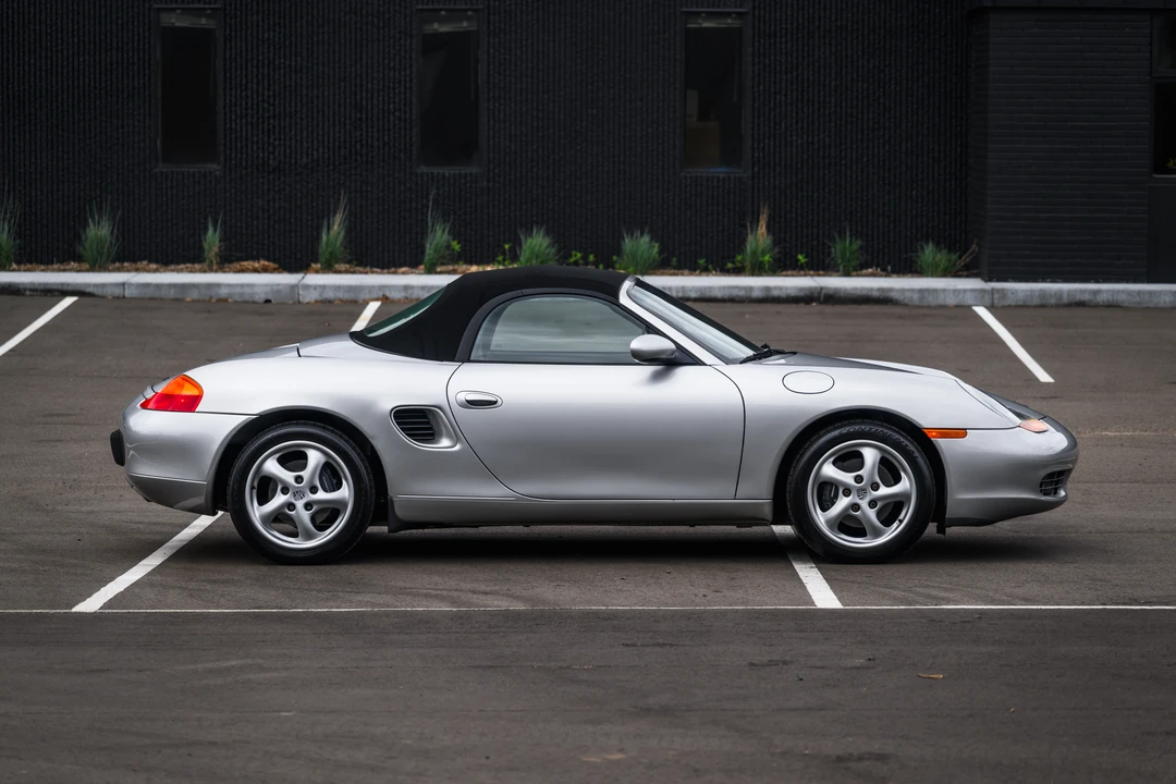 1999 Porsche 986 Boxster - Image 24 of 31