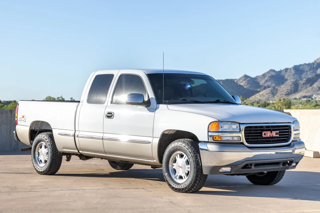 2000 GMC Sierra 2nd Gen - Image 9 of 31
