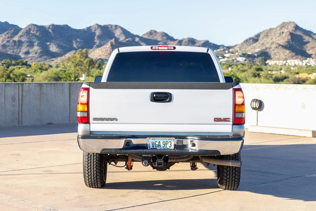 2000 GMC Sierra 2nd Gen - Image 5 of 31