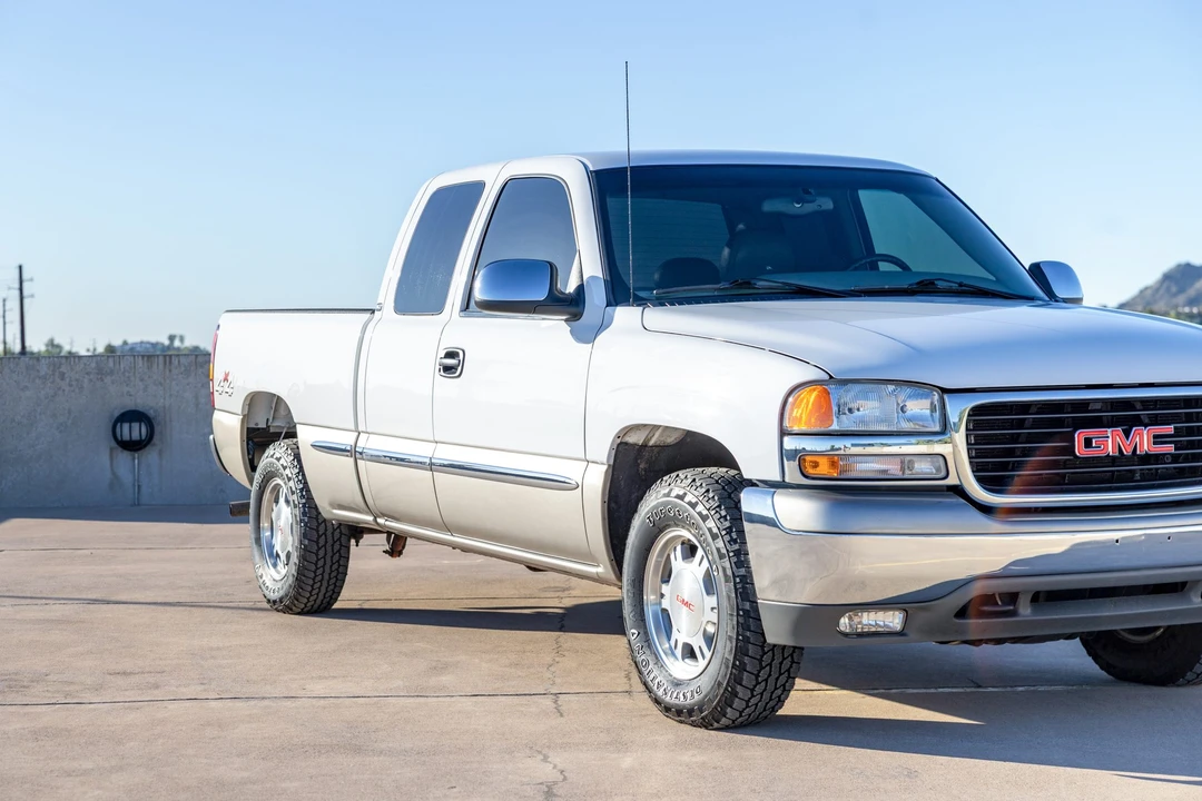 2000 GMC Sierra 2nd Gen - Image 13 of 31
