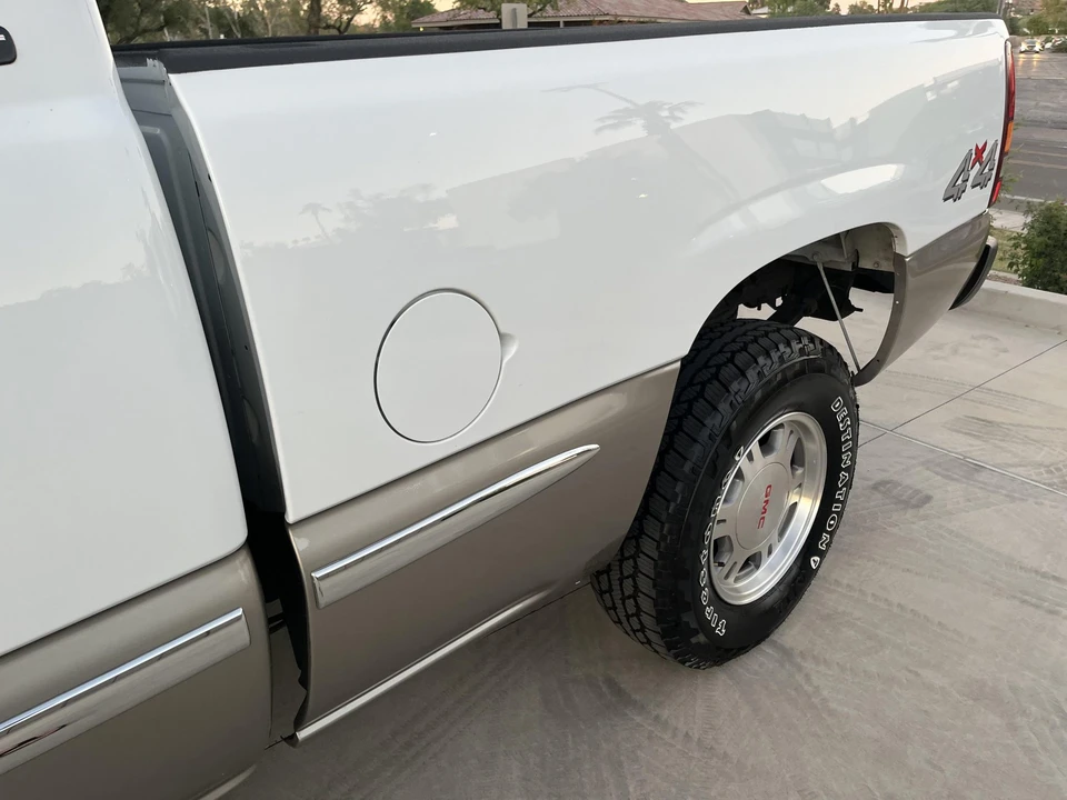 2000 GMC Sierra 2nd Gen - Image 24 of 31