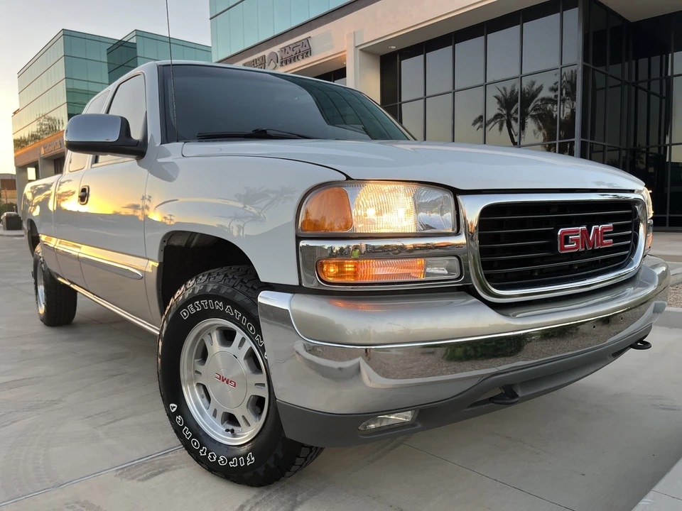2000 GMC Sierra 2nd Gen - Image 10 of 31