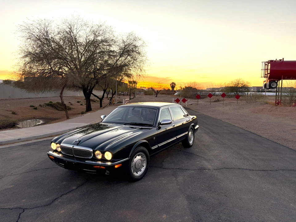2000 Jaguar X308 XJ - Image 3 of 31
