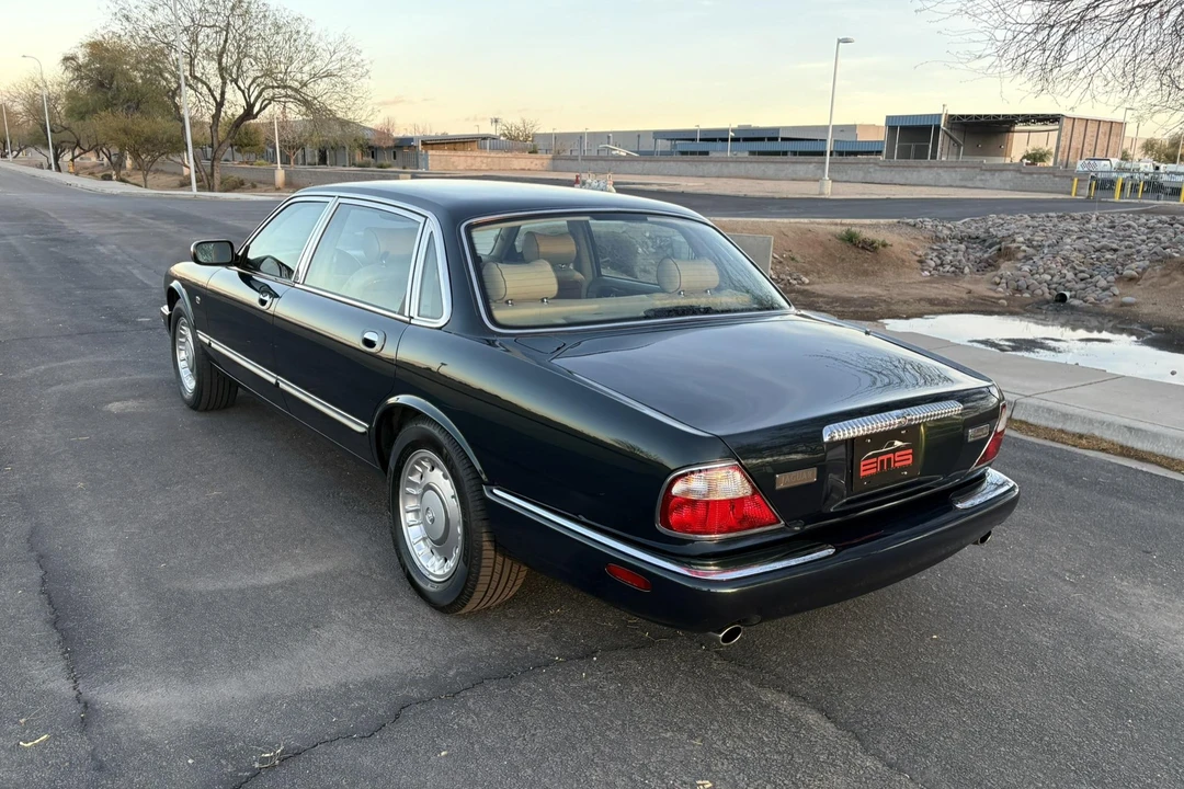 2000 Jaguar X308 XJ - Image 10 of 31