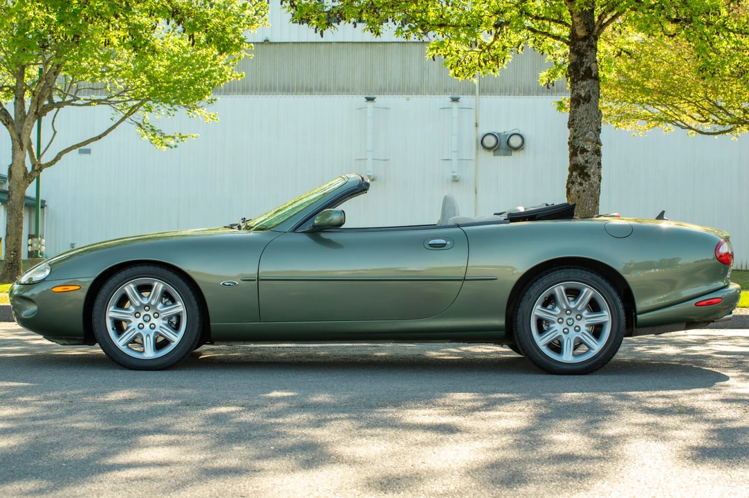 2000 Jaguar X100 XK8 - Image 7 of 31