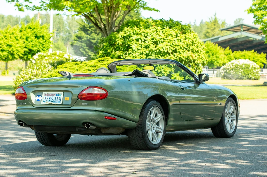 2000 Jaguar X100 XK8 - Image 11 of 31