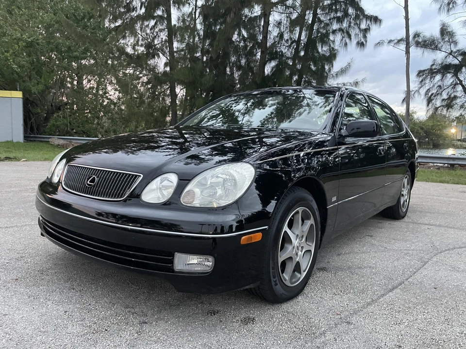 2000 Lexus GS 2nd Gen - Image 7 of 31