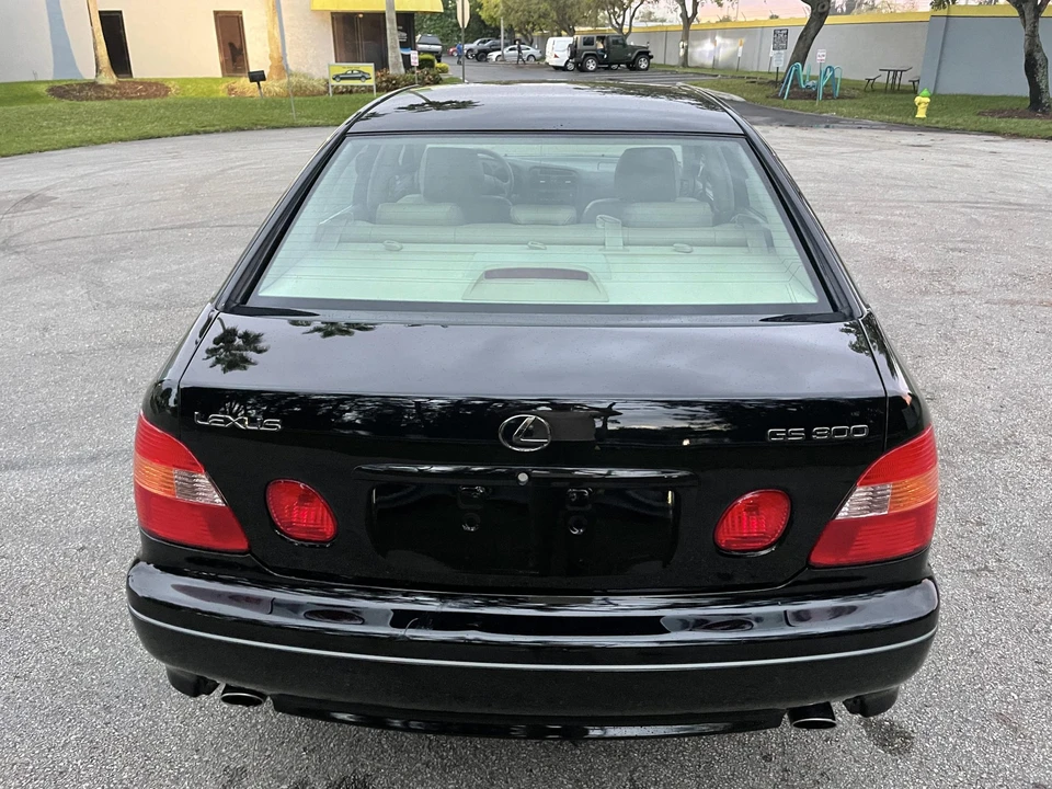 2000 Lexus GS 2nd Gen - Image 27 of 31