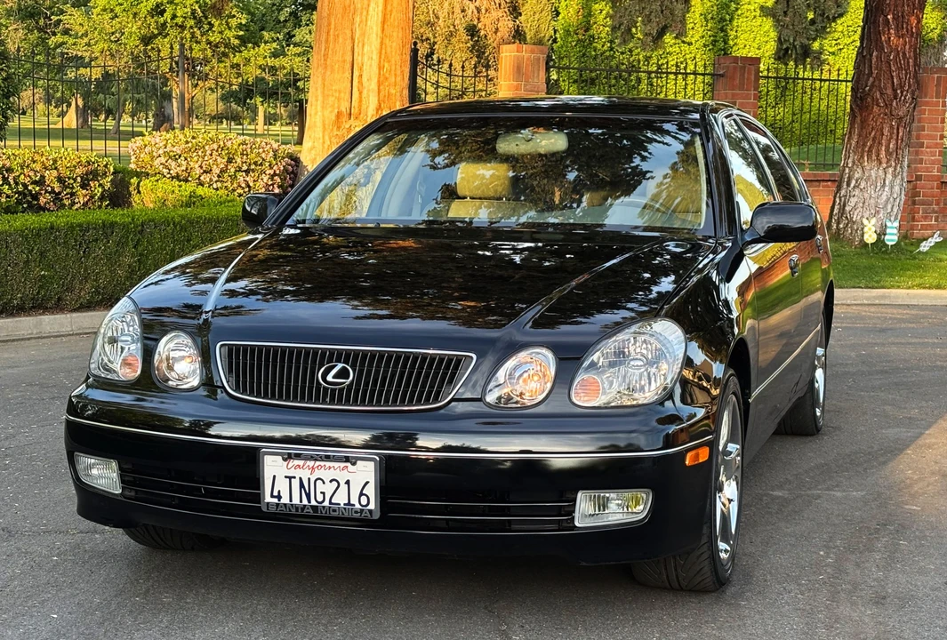2000 Lexus GS 2nd Gen - Image 7 of 31