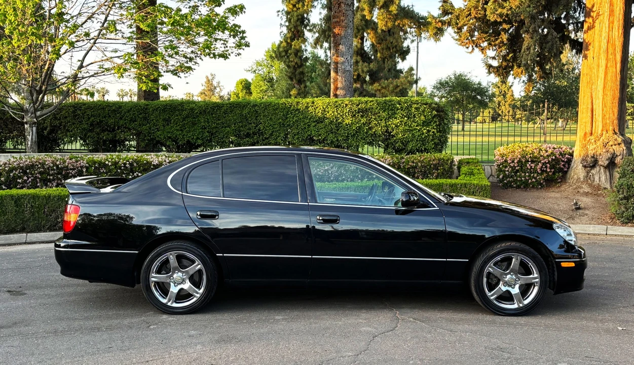 2000 Lexus GS 2nd Gen - Image 21 of 31