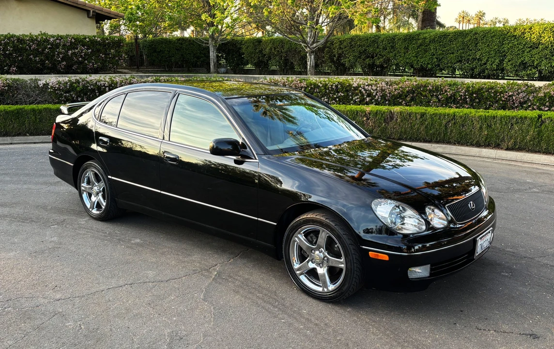 2000 Lexus GS 2nd Gen - Image 18 of 31
