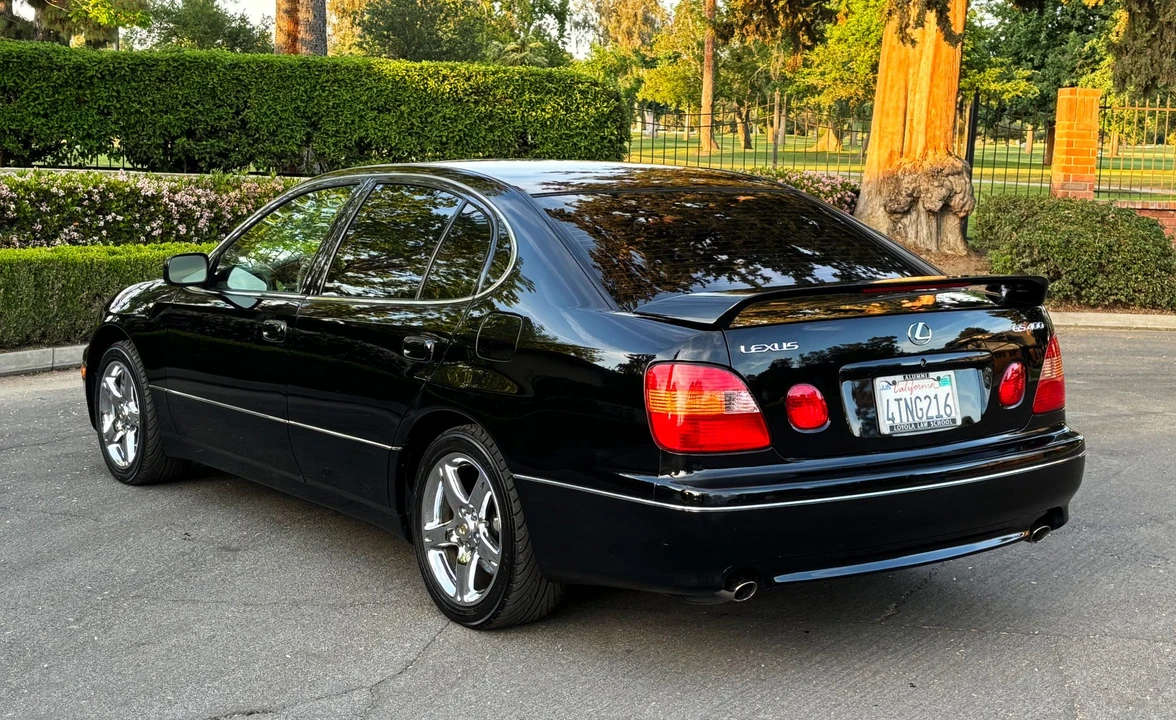 2000 Lexus GS 2nd Gen - Image 27 of 31