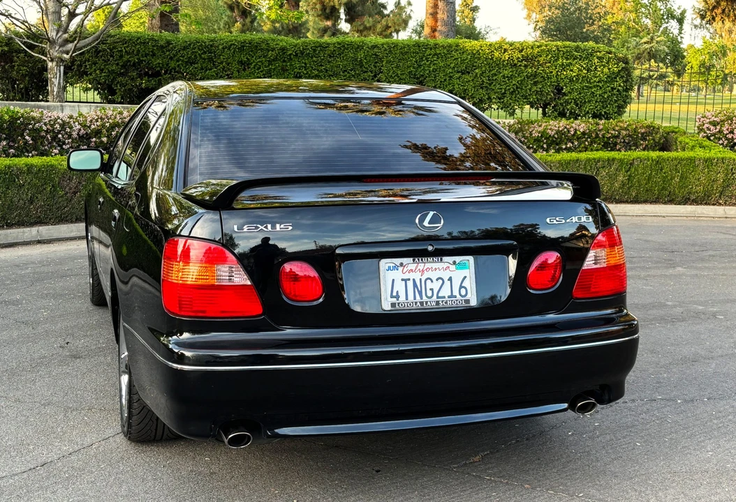 2000 Lexus GS 2nd Gen - Image 25 of 31