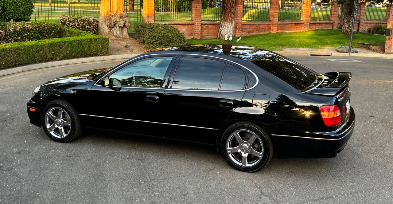2000 Lexus GS 2nd Gen - Image 29 of 31