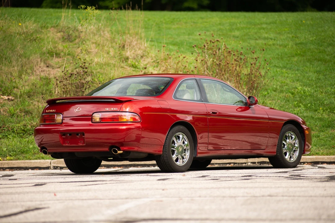 2000 Lexus SC400 - Image 10 of 31