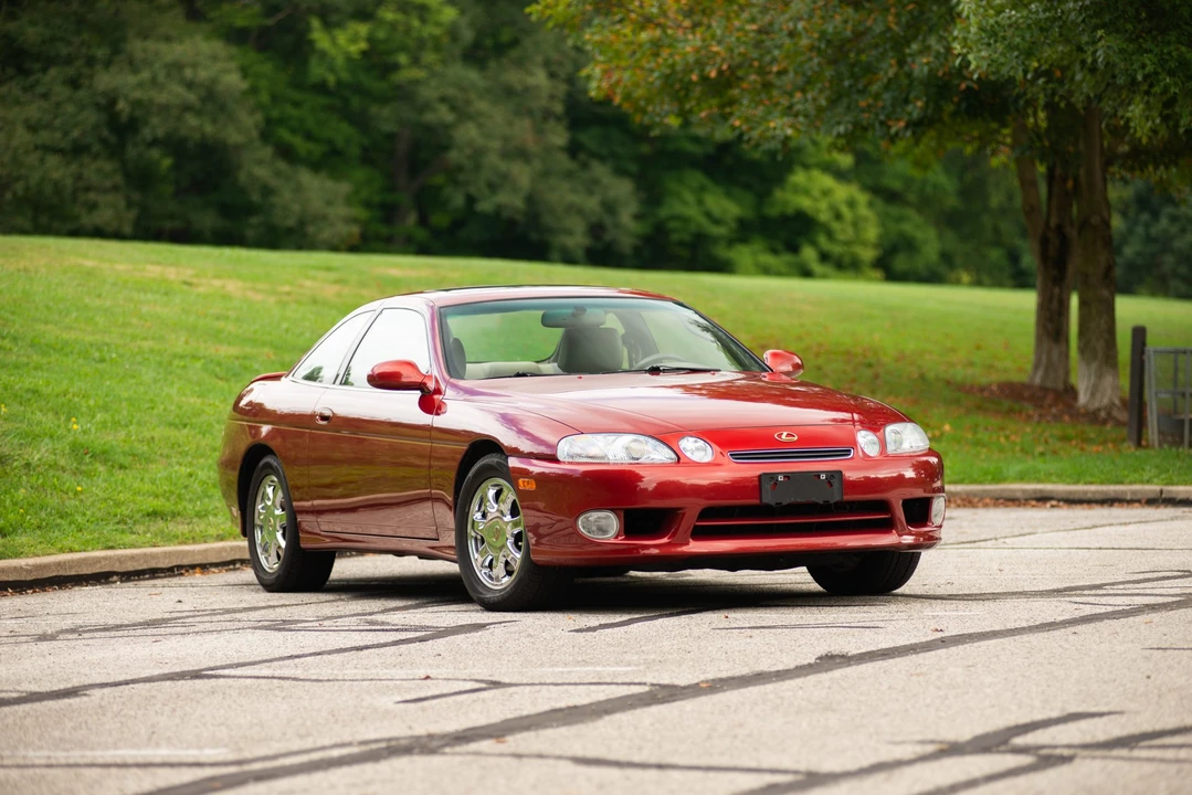 2000 Lexus SC400 - Image 2 of 31