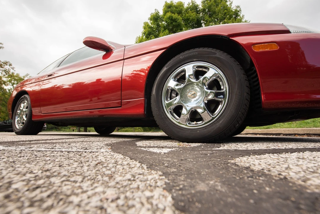2000 Lexus SC400 - Image 15 of 31