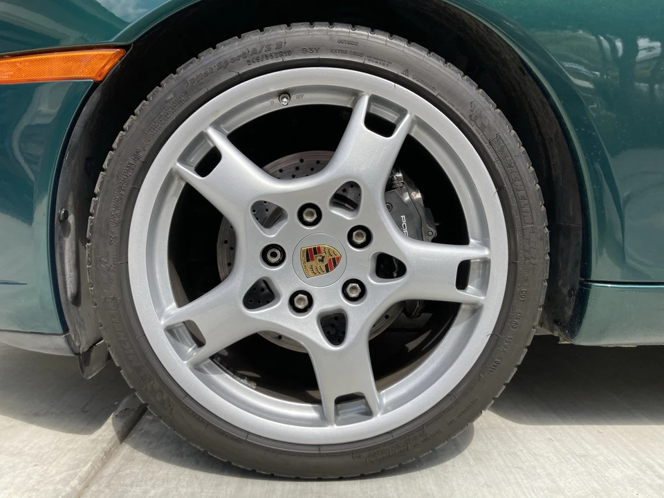 2000 Porsche 996 Carrera - Image 30 of 31