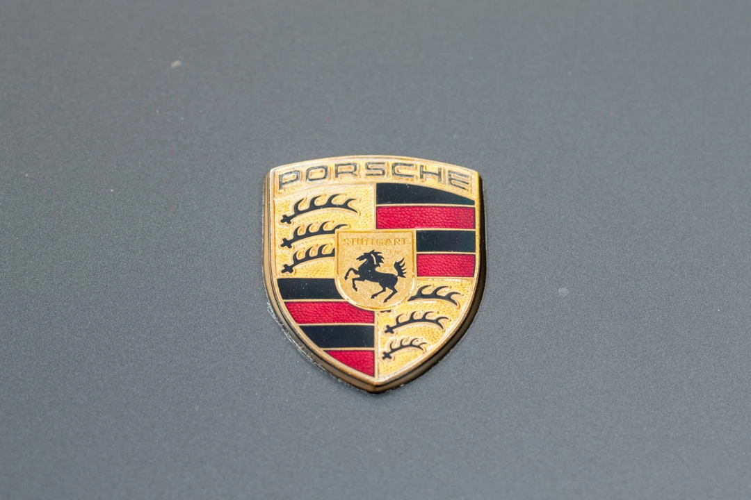 2000 Porsche 996 Carrera - Image 30 of 31