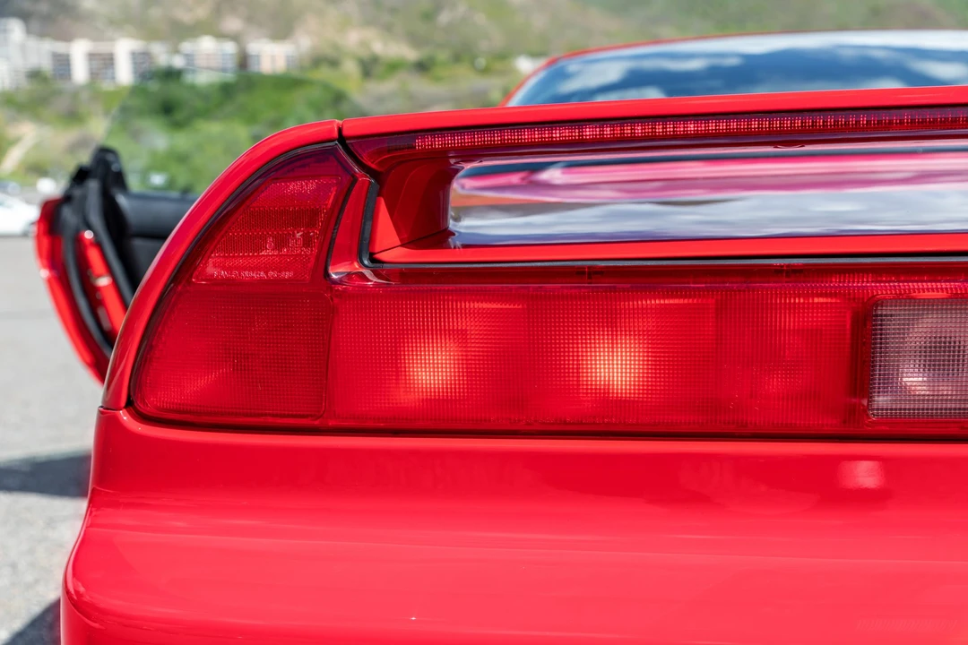2001 Acura NA2 NSX - Image 22 of 31