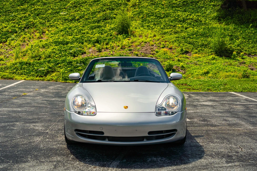 2001 Porsche 996 Carrera 4 - Image 23 of 31