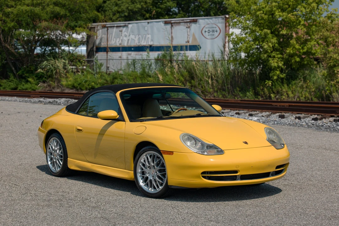 2001 Porsche 996 Carrera - Image 19 of 31