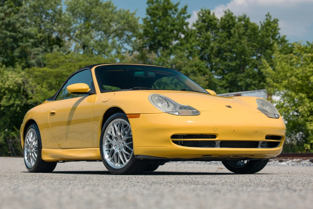 2001 Porsche 996 Carrera - Image 21 of 31