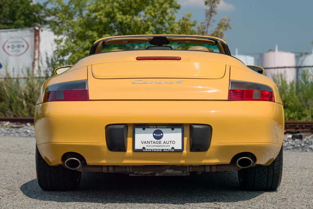 2001 Porsche 996 Carrera - Image 13 of 31